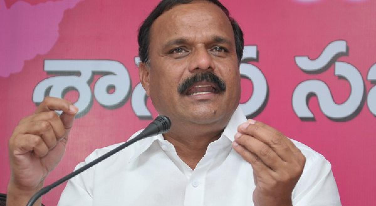 TRS hits back at Congress on criticism over demonetization