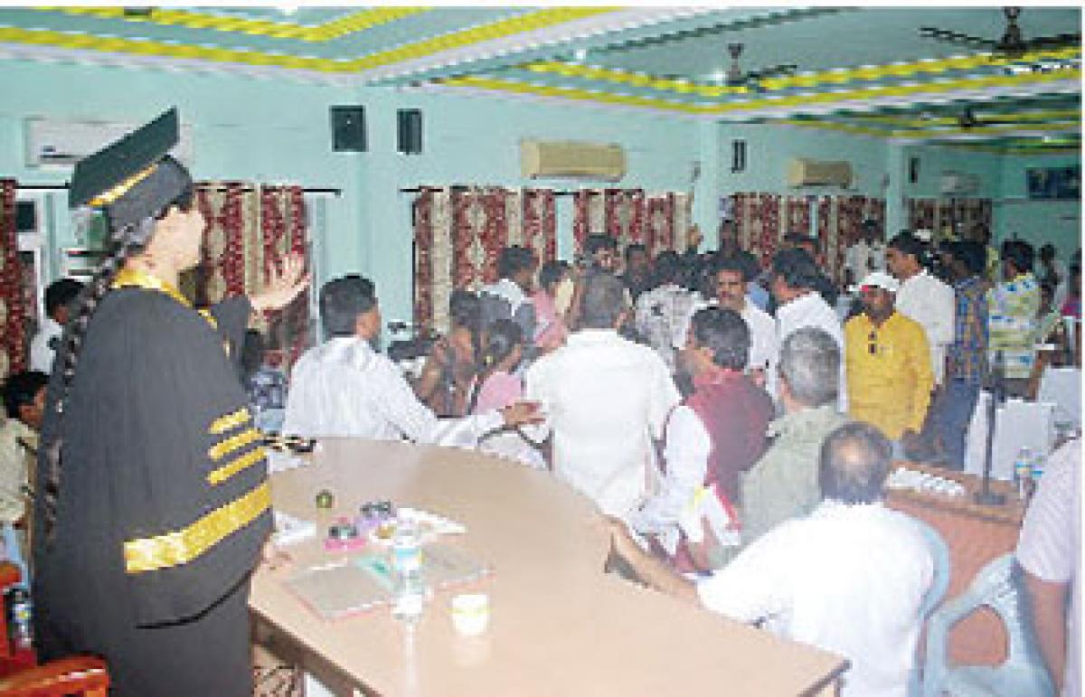 Pandemonium at Eluru  council budget meet