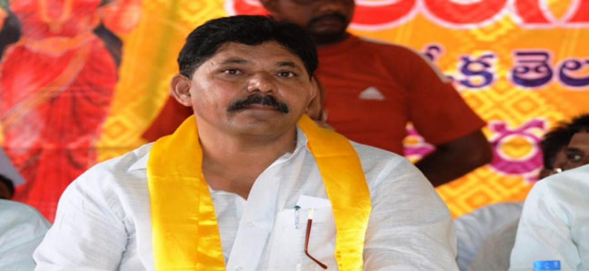Ramesh Rathod to join TRS today