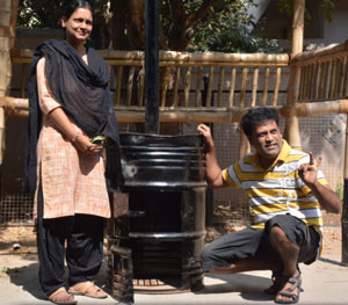 Incinerators for sanitary napkins