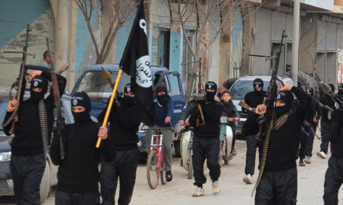 Islamic State increases its presence in Pakistan and recruits violent groups