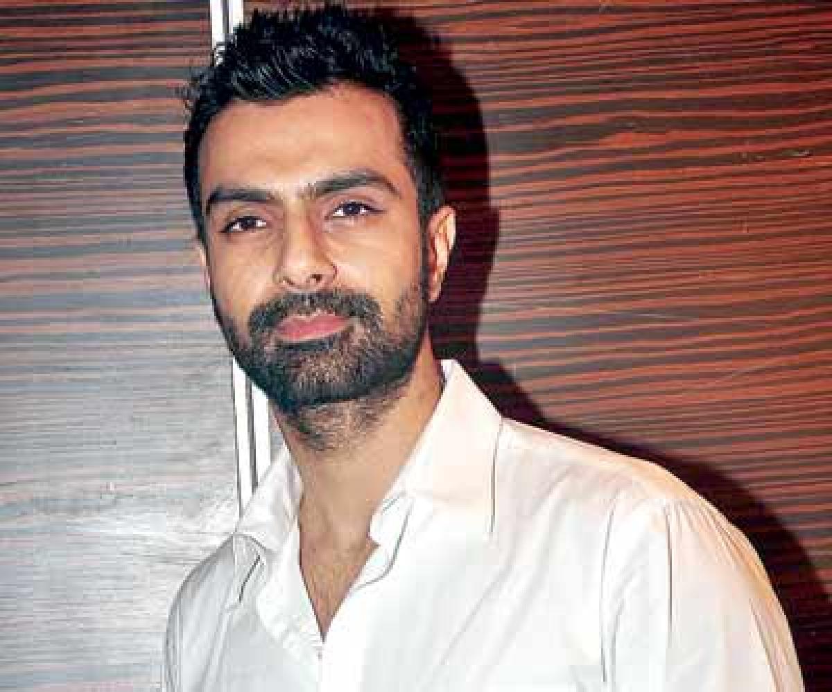 Unwell Ashmit Patel gets TLC from Maheck