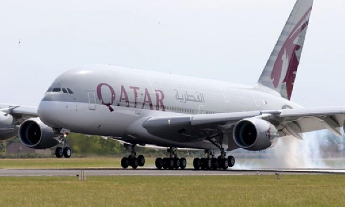 Qatar Airways would fly barred passengers after US travel ban halted