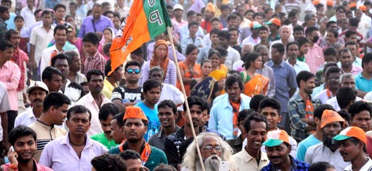 BJP set to sweep five Varanasi seats