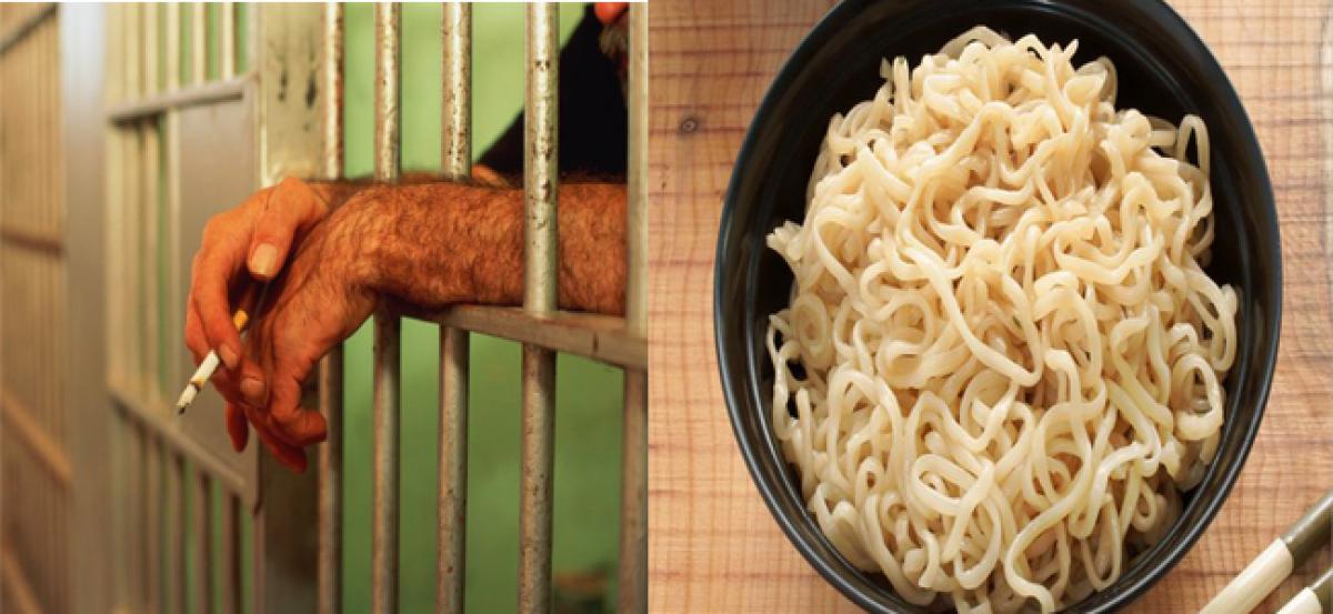 Cigarettes over Noodles in US Prisons