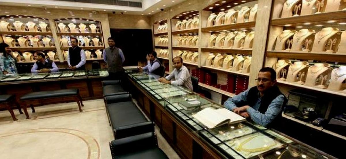 Asia gold demand picks up as Indian wedding season drives fresh buys