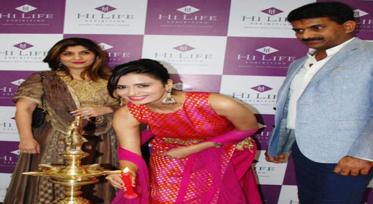 Meenakshi Dixit opens Hi-Life expo