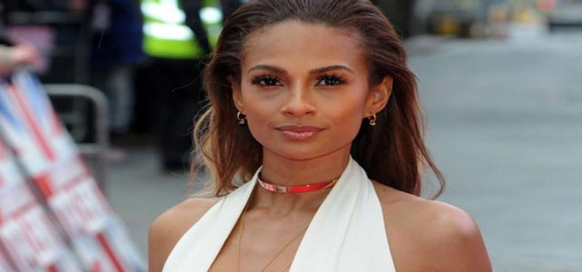 Alesha Dixon to pen childrens books