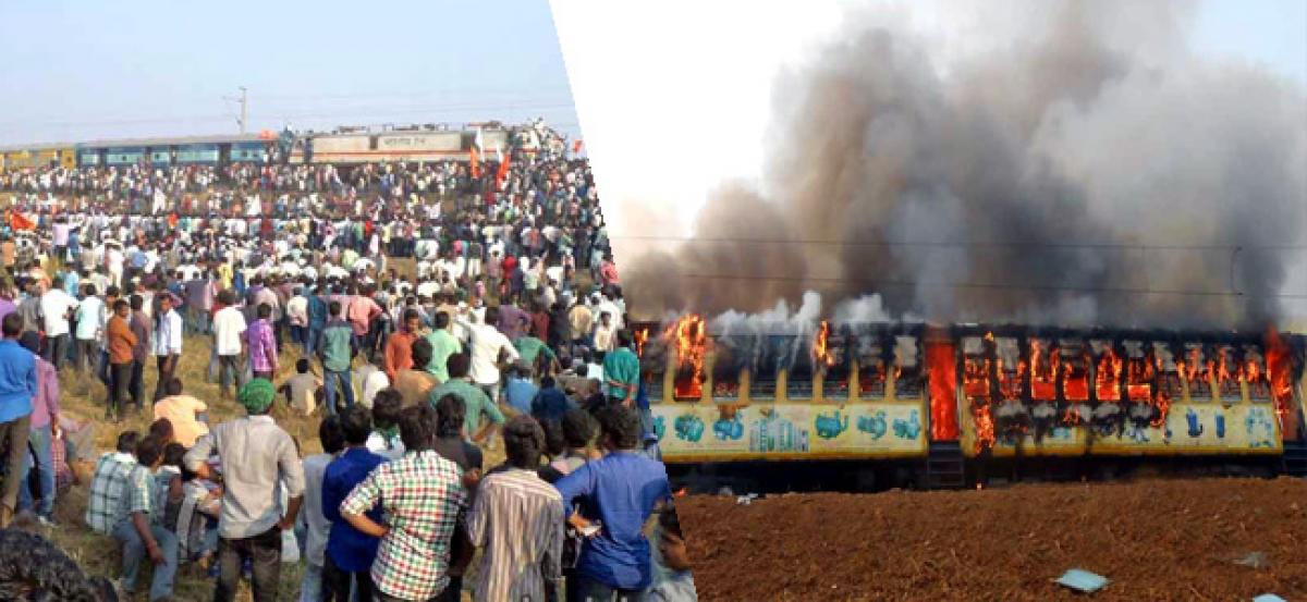 Protesters from Kapu community demand BC status, burn two coaches