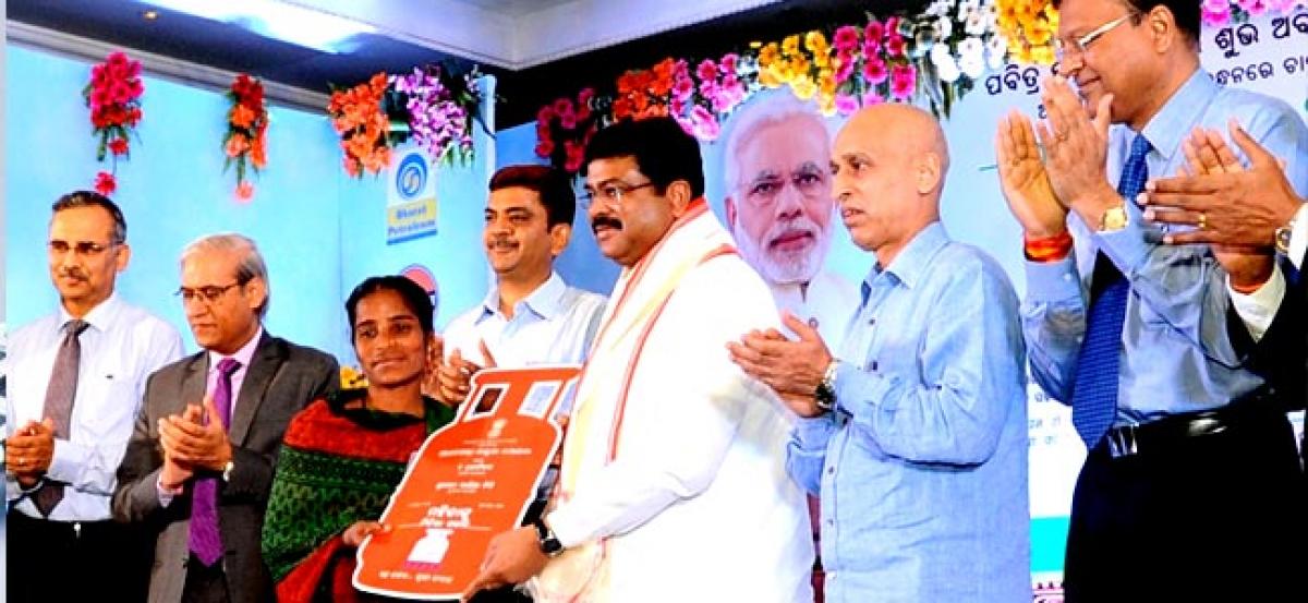 Oil Minister Pradhan launches BS-IV grade transportaion fuel