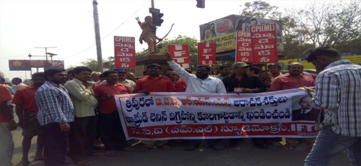 Protest against demolition of Lenin statue