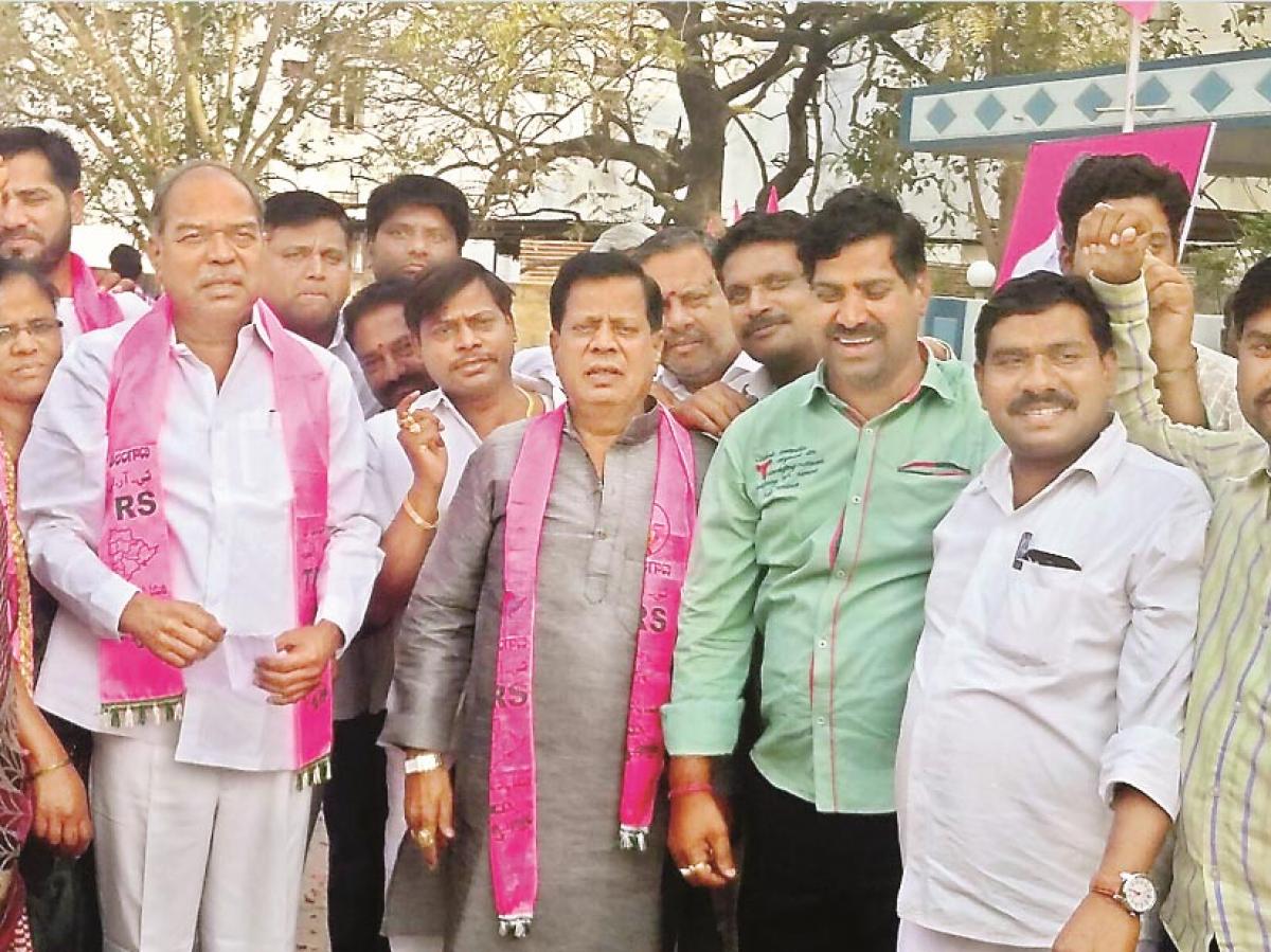 TRS activists erupt in joy over party victory