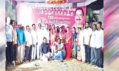 Corporator felicitates Subhash Reddy in Nacharam