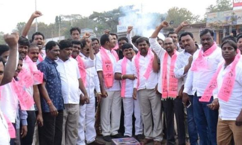 TRS chief’s swearing-in celebrated at NTR X Roads
