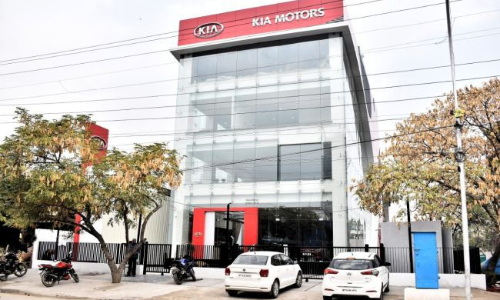 Kia Motors Inaugurates Its First Showroom In India