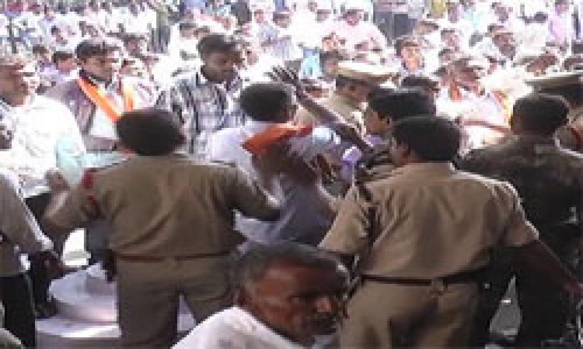 Adilabad market yard attacked by farmers