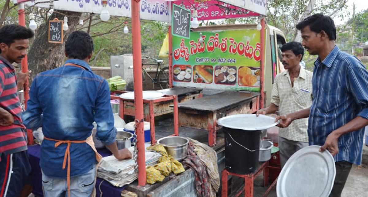 Mobile food stalls are the new thing in city