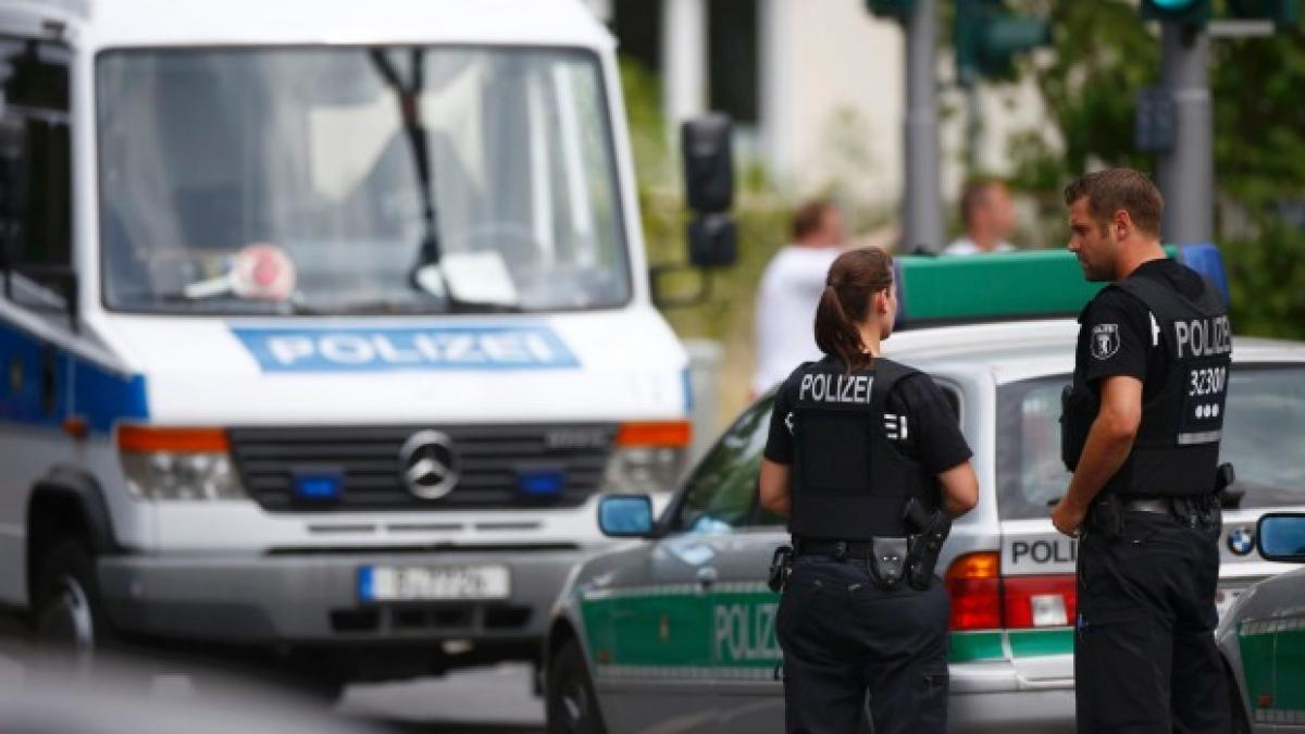 Patient kills doctor in Berlin before killing self