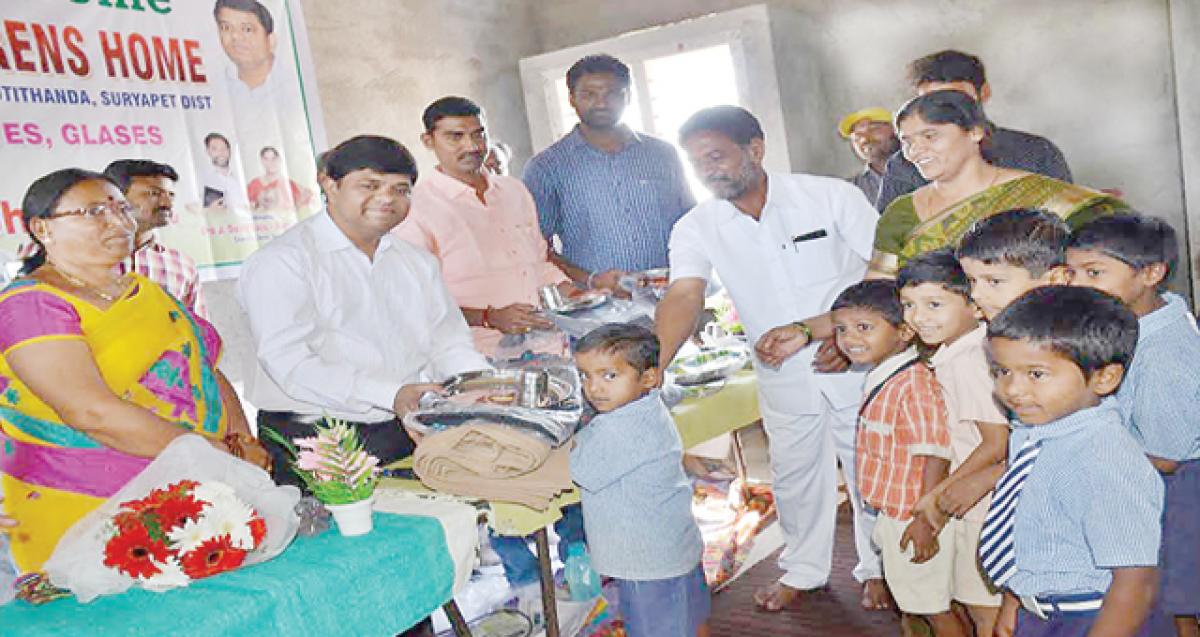 Sweaters distributed to schoolchildren