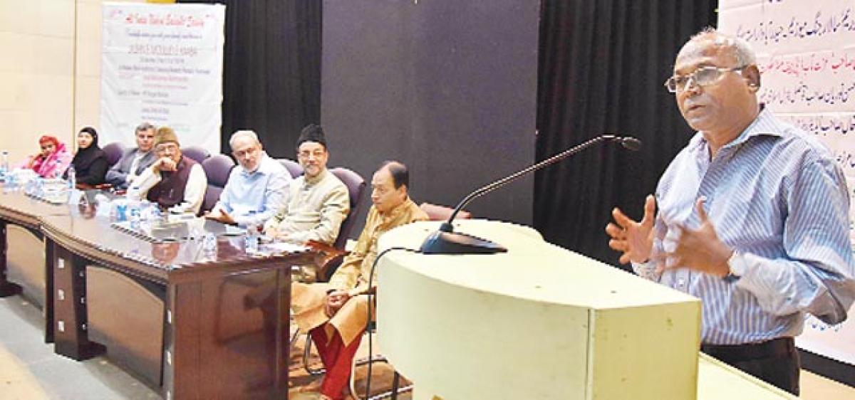 Kancha Ilaiah calls for unity of Muslims and Dalits