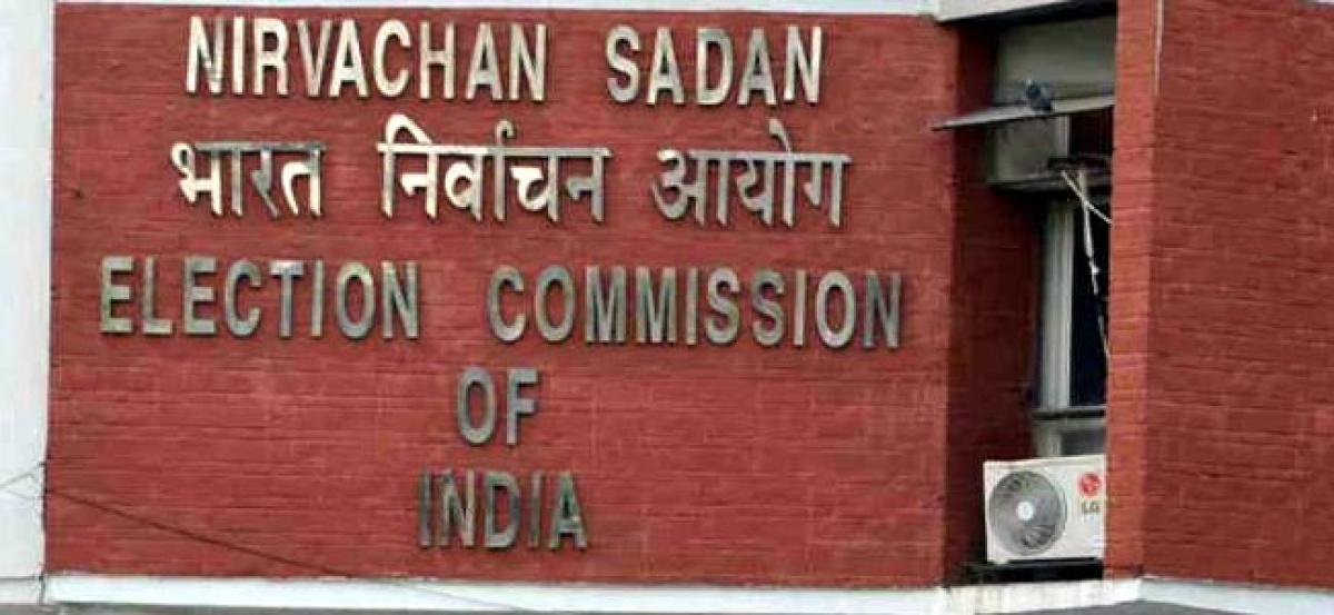 Election Commission orders FIRs against Hindi daily, agency over “exit polls”