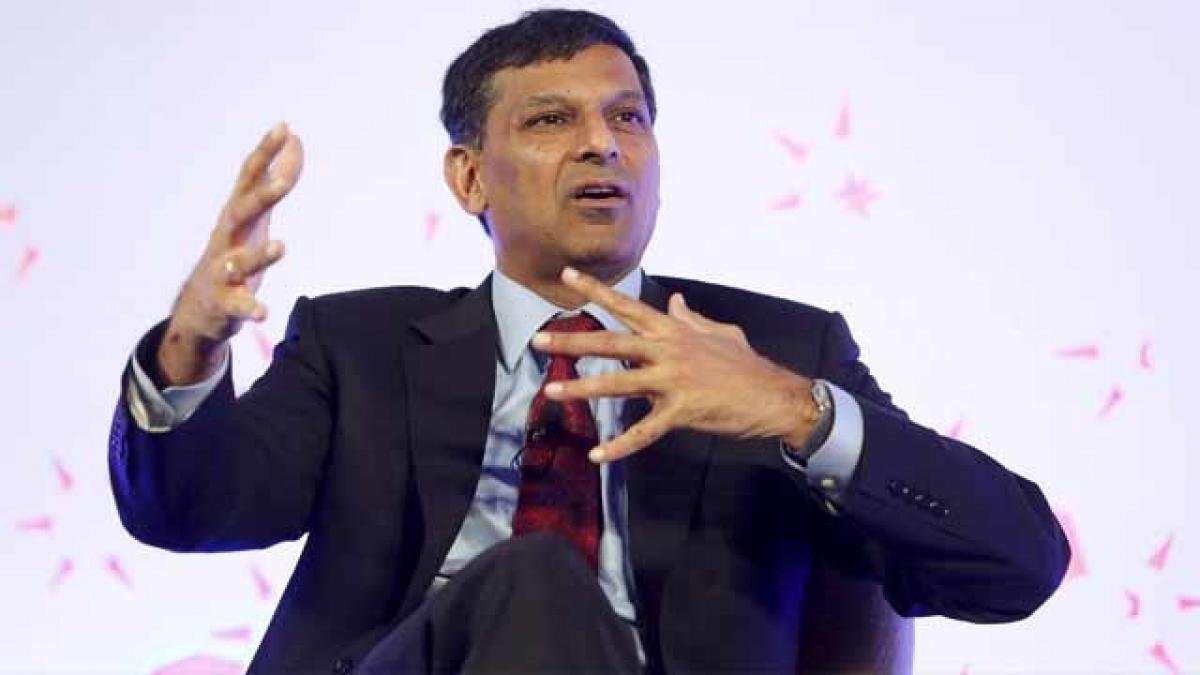 RBI should be allowed to take its own decision: Raghuram Rajan