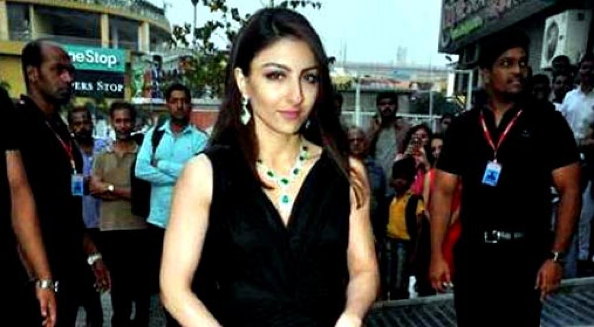 Award wapsi a matter of personal choice: Soha Ali Khan