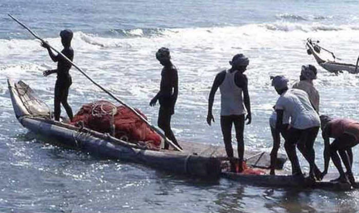 12 Tamil Nadu fishermen arrested by Sri Lankan Navy