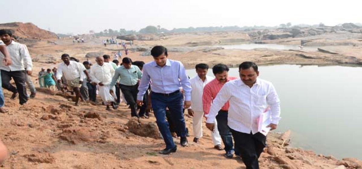 Central Team visits Sircilla dist to estimate crop damage