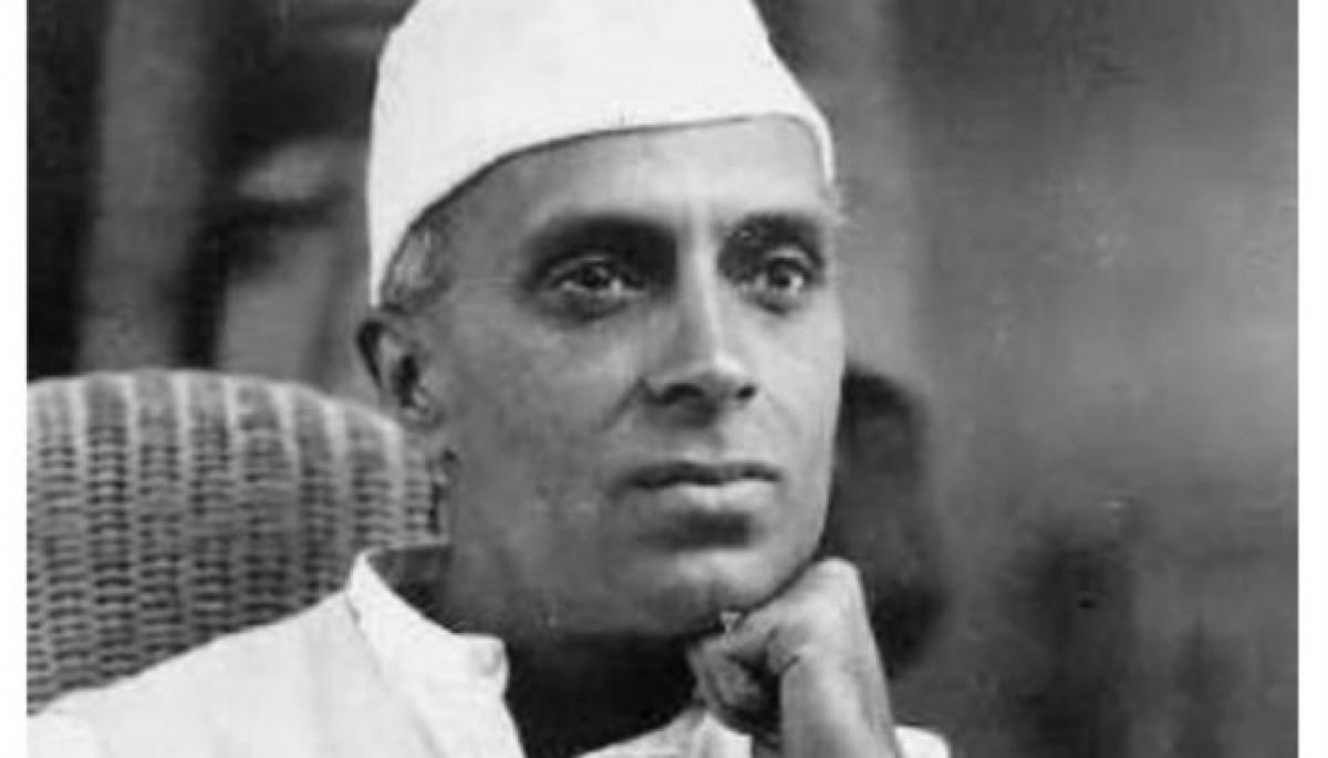 Pranab Mukherjee, Narendra Modi pay tributes to Jawaharlal Nehru on his 127 birth anniversary