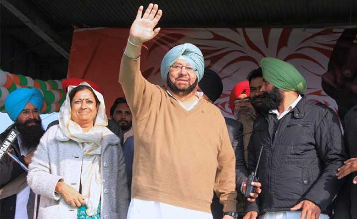 Retire By Tomorrow Or Face Expulsion From Congress: Amarinder Singh Warns Rebel Leaders