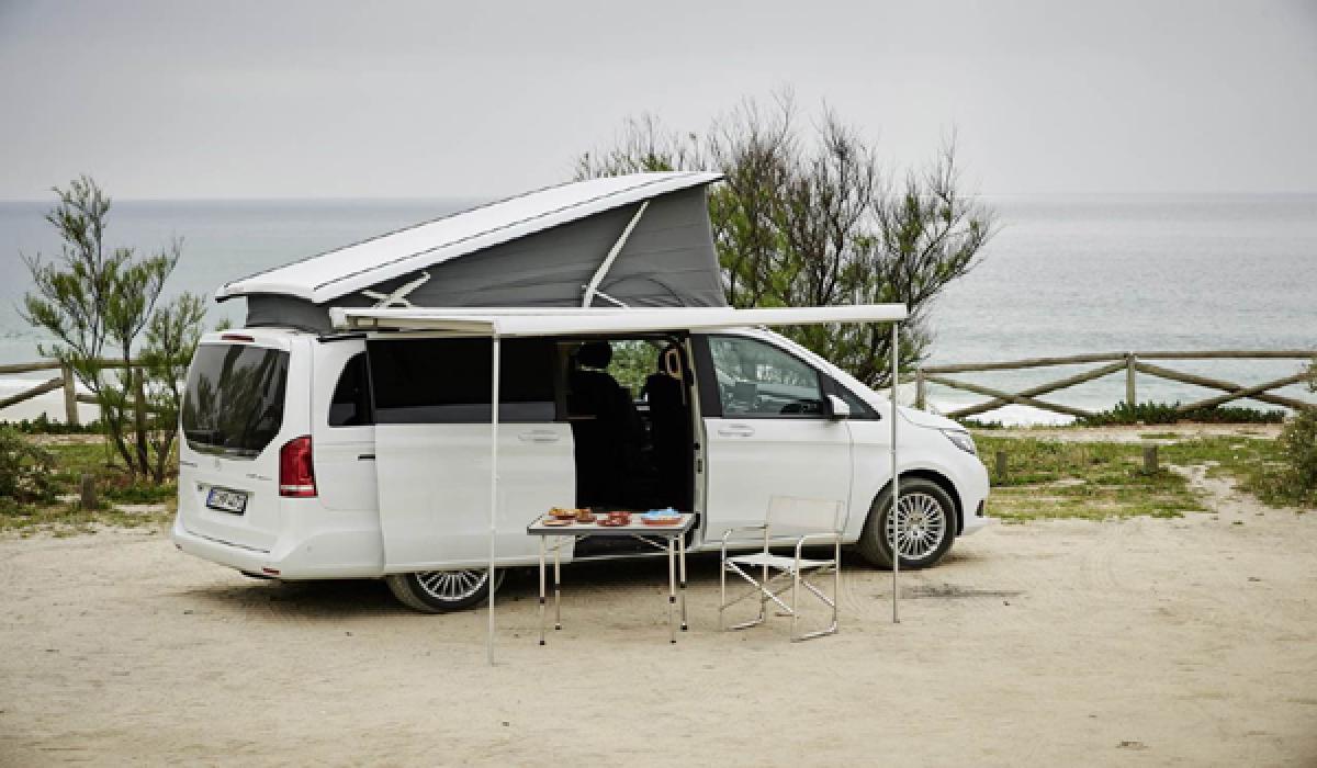 Kitchenette, bed and fully integrated bathroom makes this Mercedes a perfect camping shelter