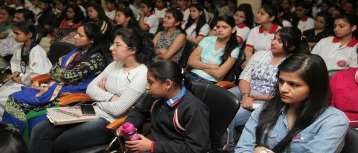 Student visa day celebrated in US Embassy