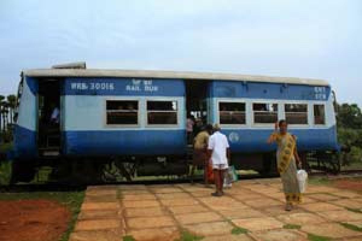 Rail Car that stops at call of passengers