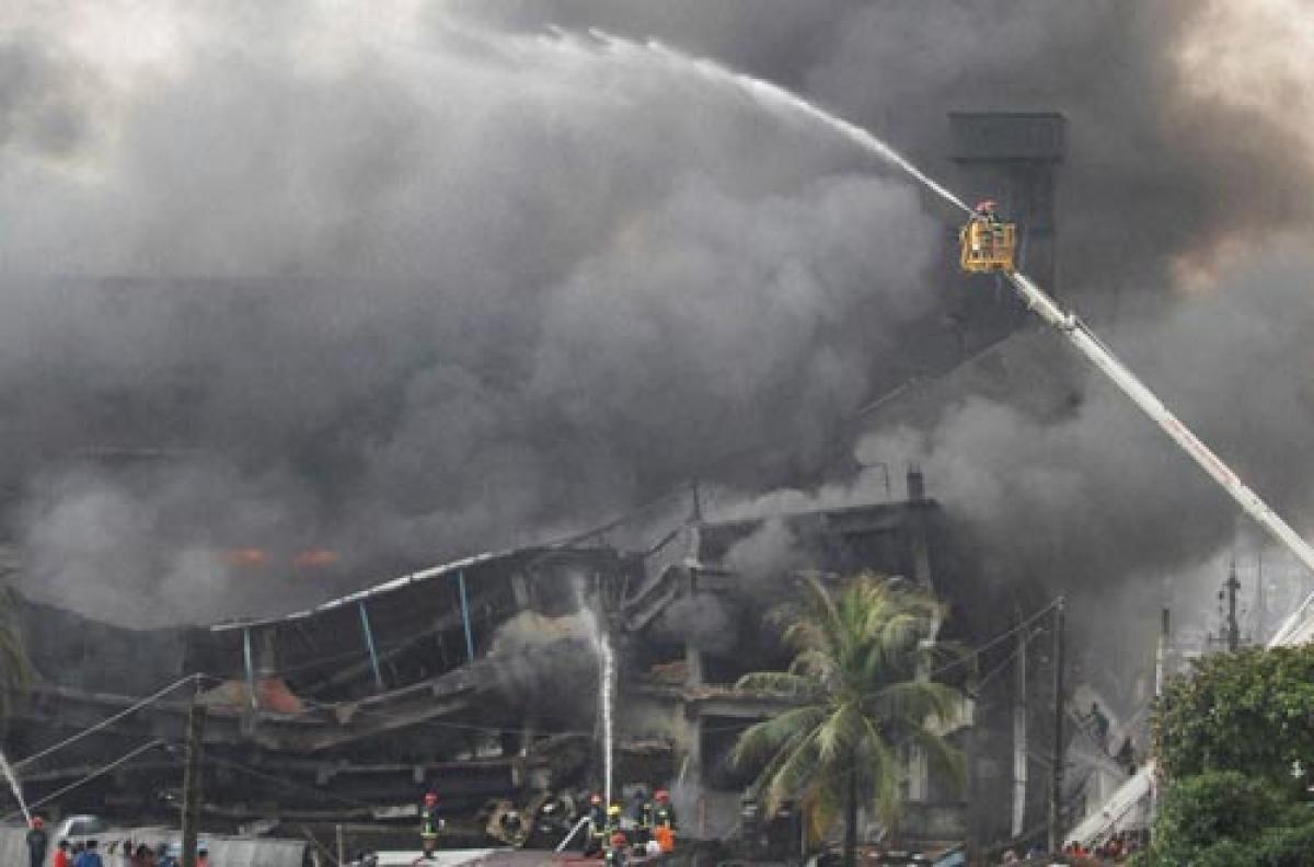 Bangladesh factory fire kills 23, injures dozens more