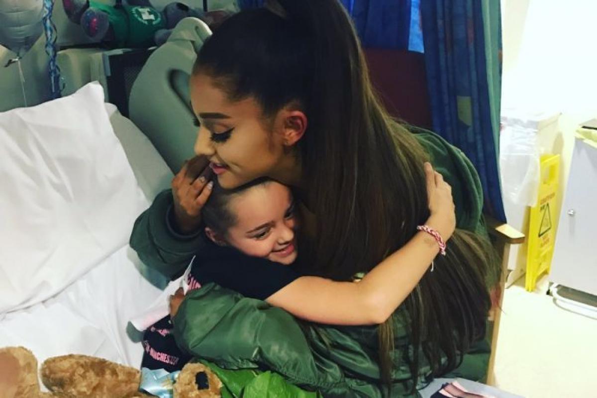 Ariana Grande visits fans in hospital ahead of Manchester benefit concert