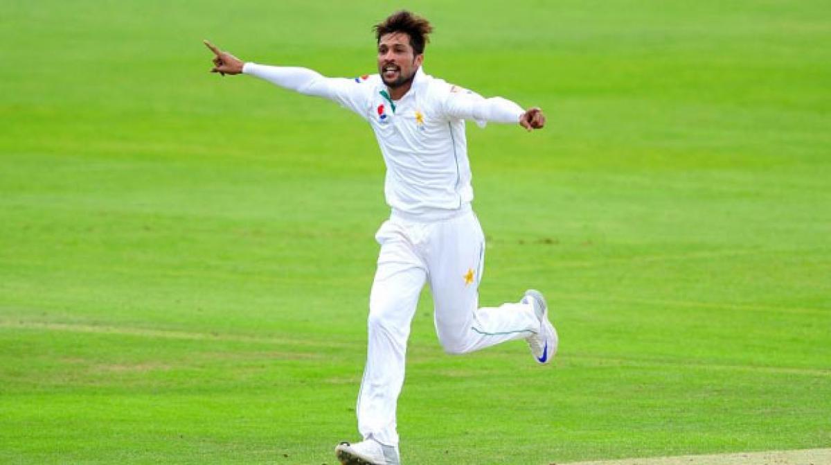 Michael Atherton backs Mohammad Amirs comeback