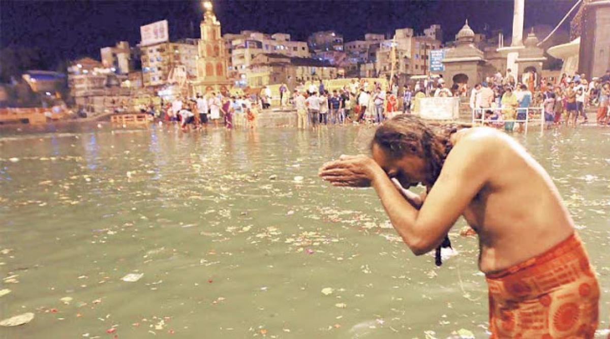 Devouts throng Ujjain to keep alive bathing tradition at Simhasth Kumbh Mela