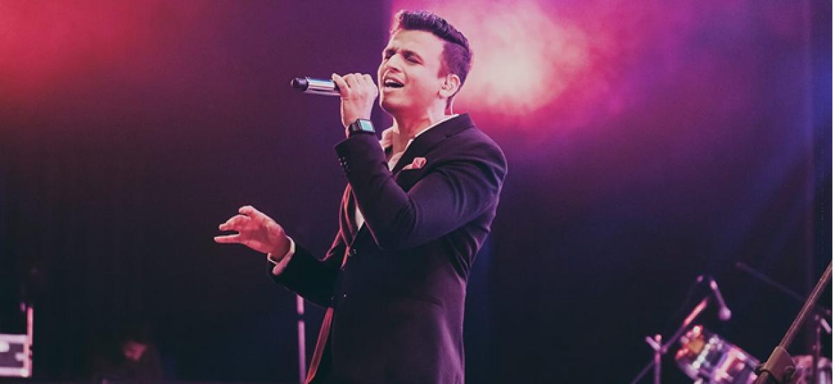 Singing is always my first love: Abhijeet Sawant