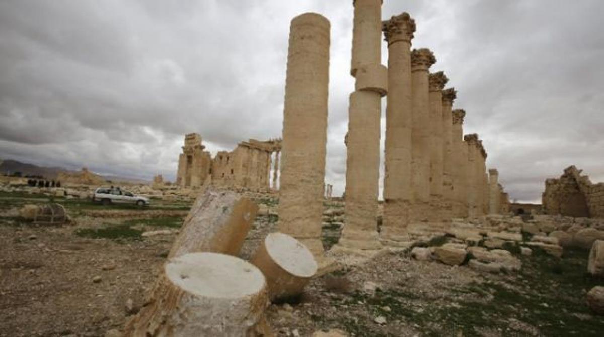 Replicas of palmyra arch on display in New York, London