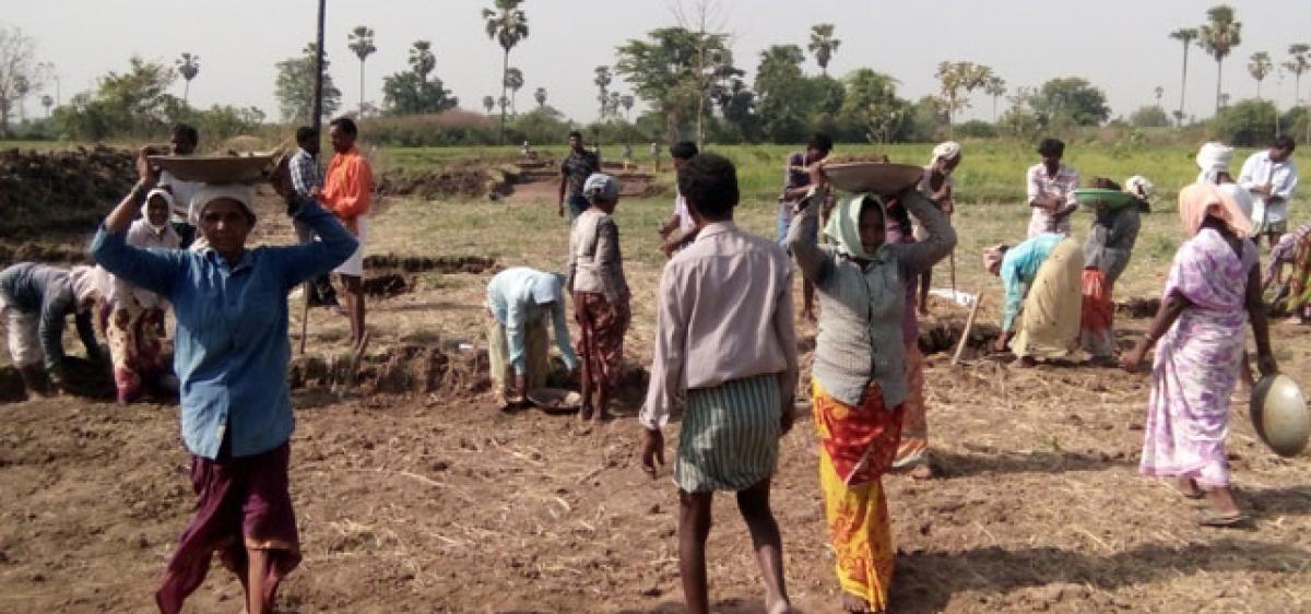 NREGA workers complain lack of basic amenities