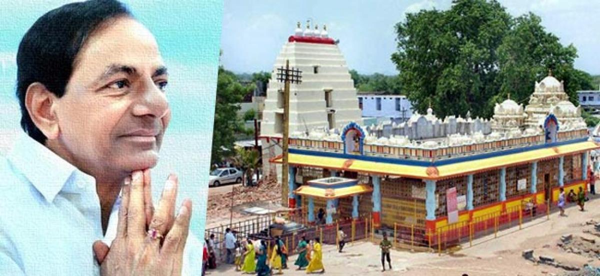 After Tirupati, KCR offers gold moustache to Kuravi temple