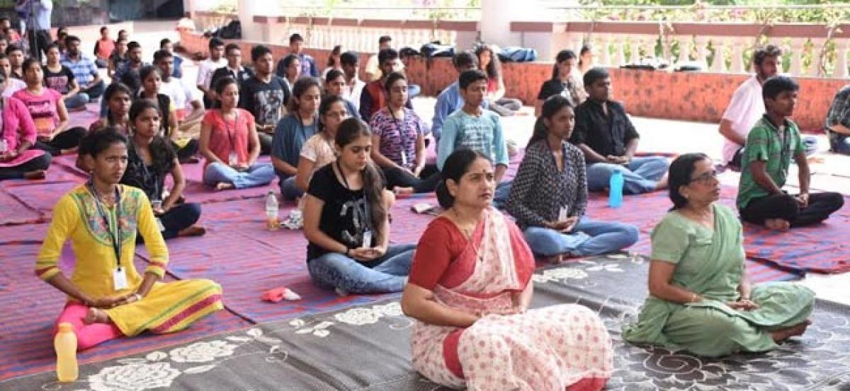 Vivekanand Education Society students mark Yoga Day