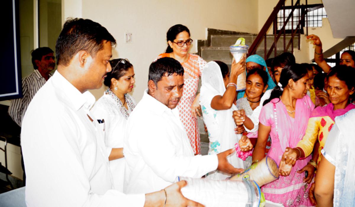 Mosquito repellent sheets distributed at Primary Health Center,Gurgaon 