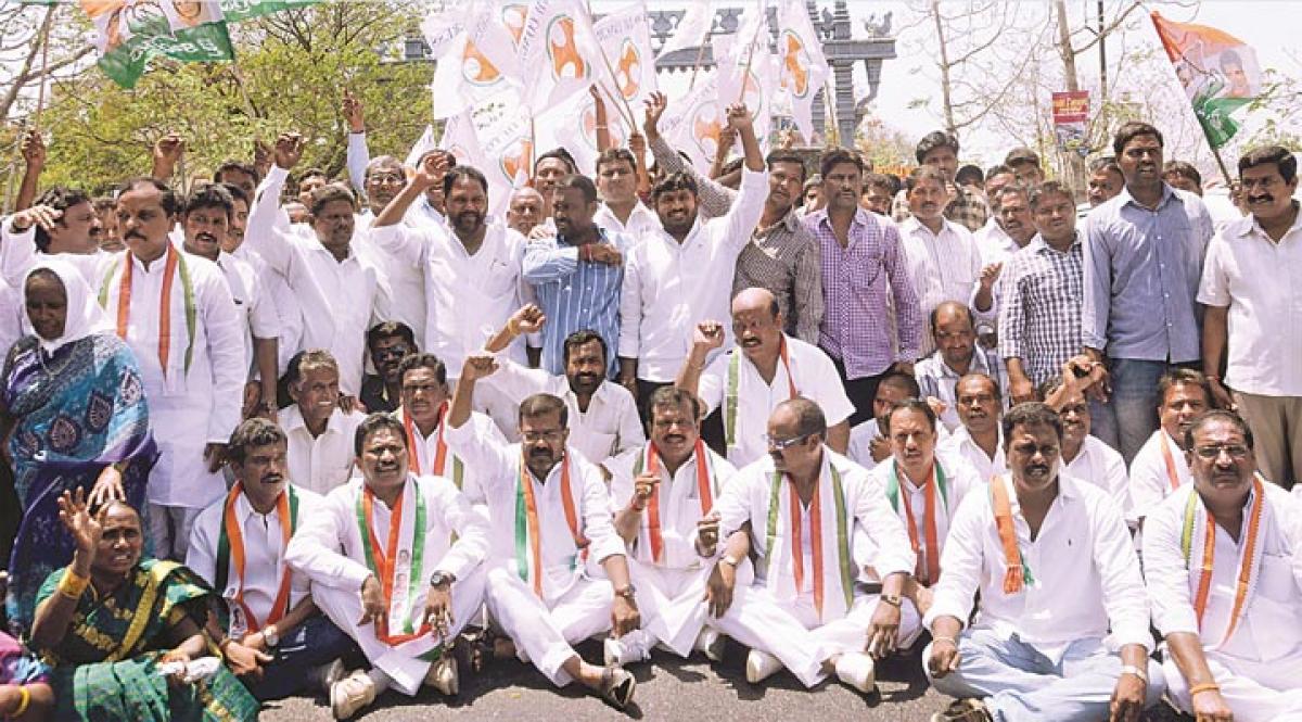 Congress protests for drought relief measures