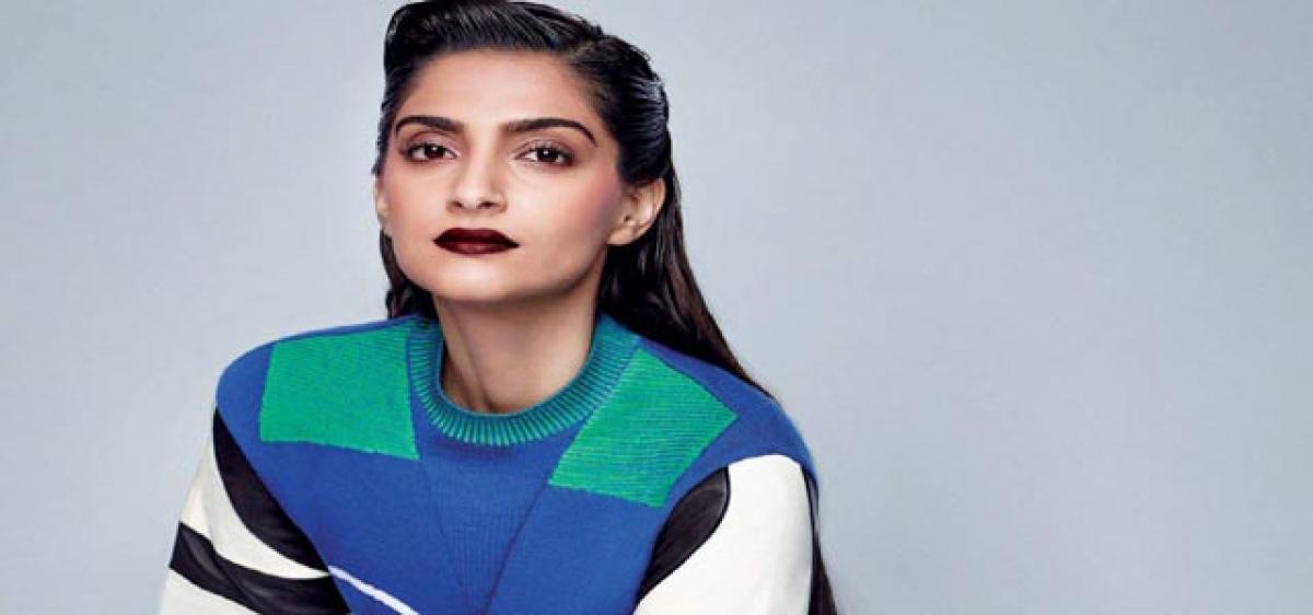 Sonam thrilled to star in Pad Man