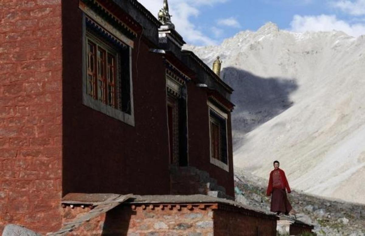 China opens new land route for Indian pilgrims to Kailash