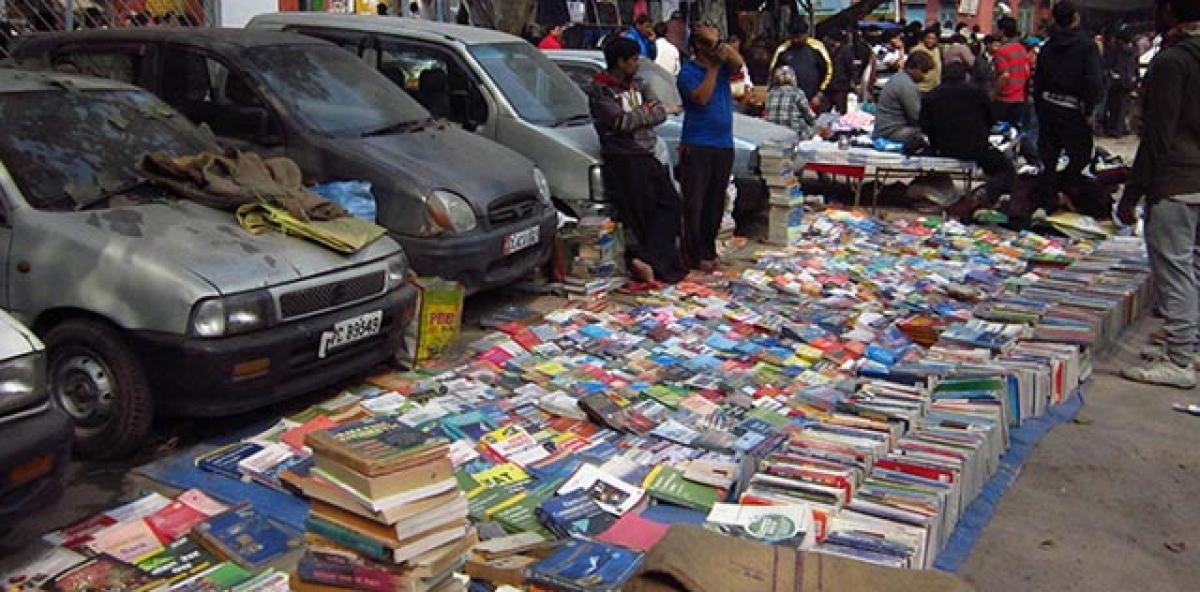 Second hand books still in demand in times of e-reading 