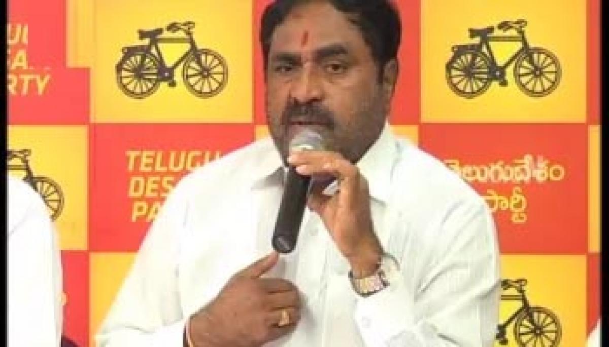 Errabelli to KCR: Why didnt you take a farmer to Israel to learn techniques?