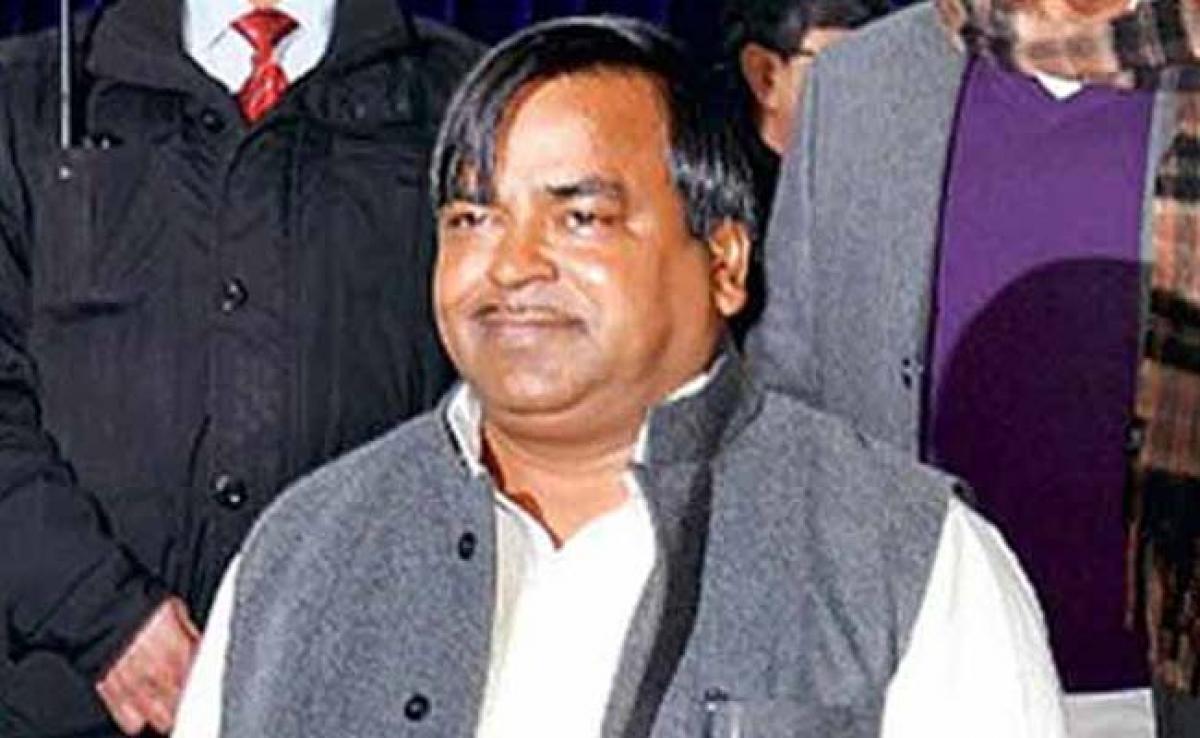 3 More Accomplices Of Rape Accused Leader Gayatri Prajapati Arrested